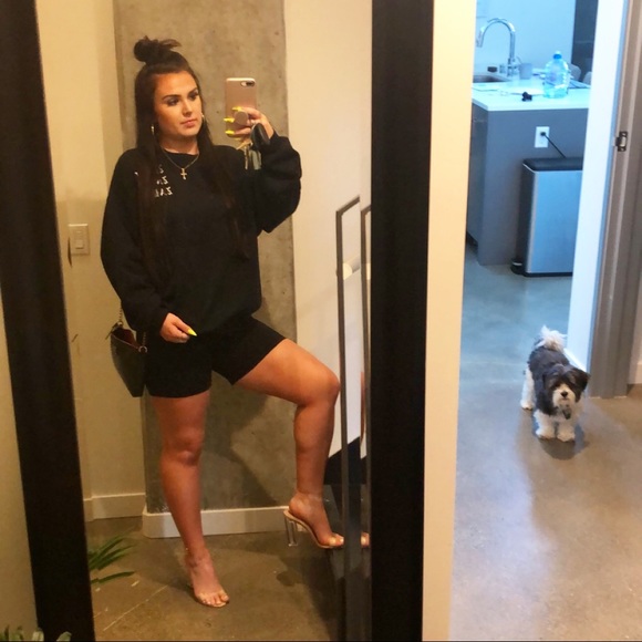 Meet your Posher, Cheyenne - Picture 5 of 5